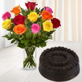 12 mix roses in glass vase with chocolate cake 