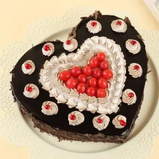 Heart Shape Black Forest Cake1 kg Fresh Cream Cake