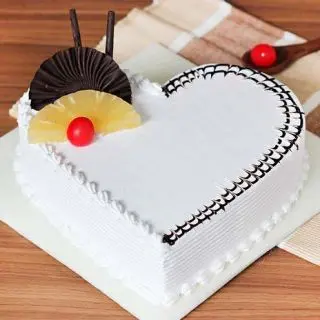  heart shape pineapple cake 