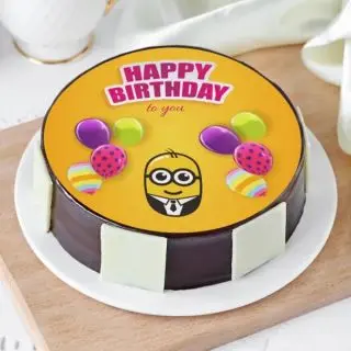 minion photo cake 