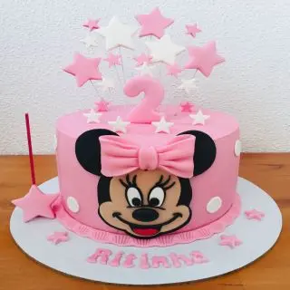  minnie mouse fondant cake 