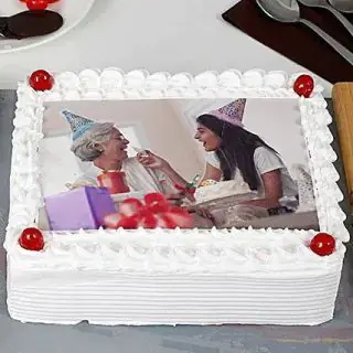 vanilla photo cake 