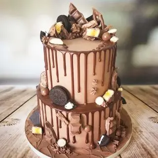 chocolate explosion oreo dip  cake with chocolate toppings 