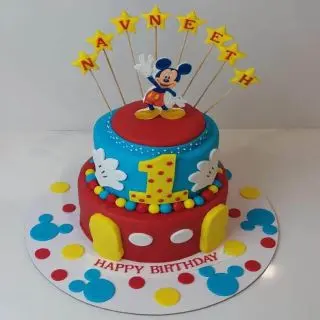 2 storey mickey mouse fondant cakein 3 kg  