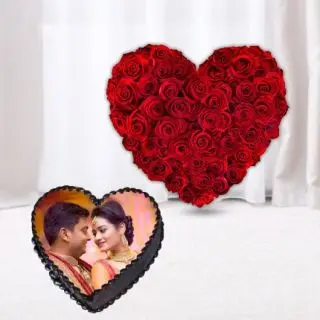 30 red roses heart shape arrangement with 1 kg heart shape chocolate photo cake 