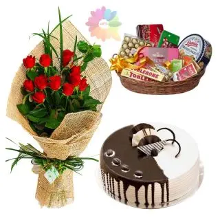Bunch of 15 red roses with Choco vanilla premium quality fresh cream cake with chocolate hamper of delicious chocolates 