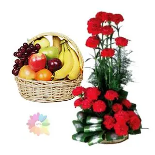 Arrangement of 20 red carnations with 2 kg mix fruit basket