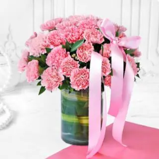 Basket of 20 pink carnations flowers 