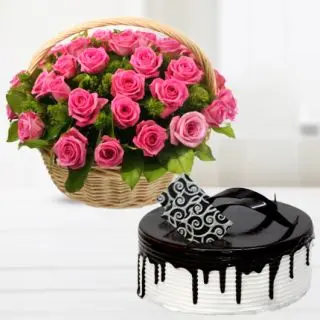 Basket of 20 pink roses with chocolate vanilla cool cake 
