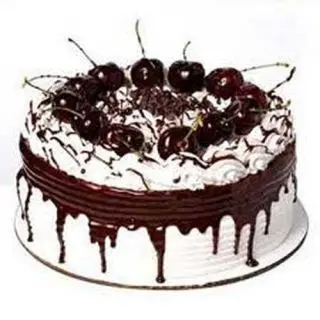 Black Forest Fresh Cream Cake Half kg