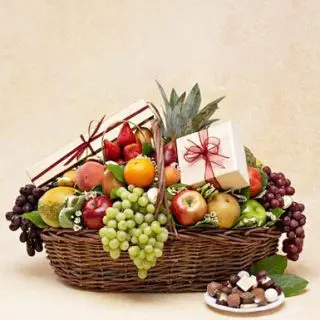 3kg Assorted Fruit Basket with Assorted Chocolates