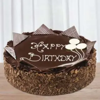  delicious chocolate anniversary  cake 