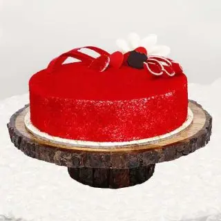 red velvet  birthday  cool cake 