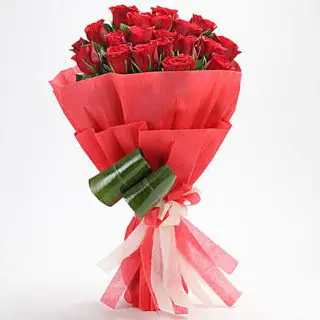 30 Red Roses long stem roses of dutch quality bunch