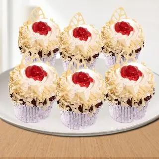 Set of 6 white forest cup cake 
