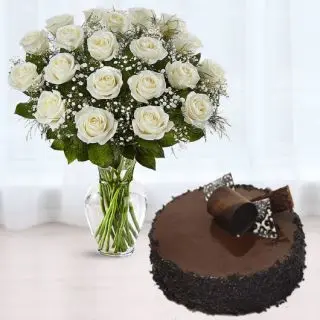 Vase arrangement of 20 white roses with half kg chocolate chips cake 
