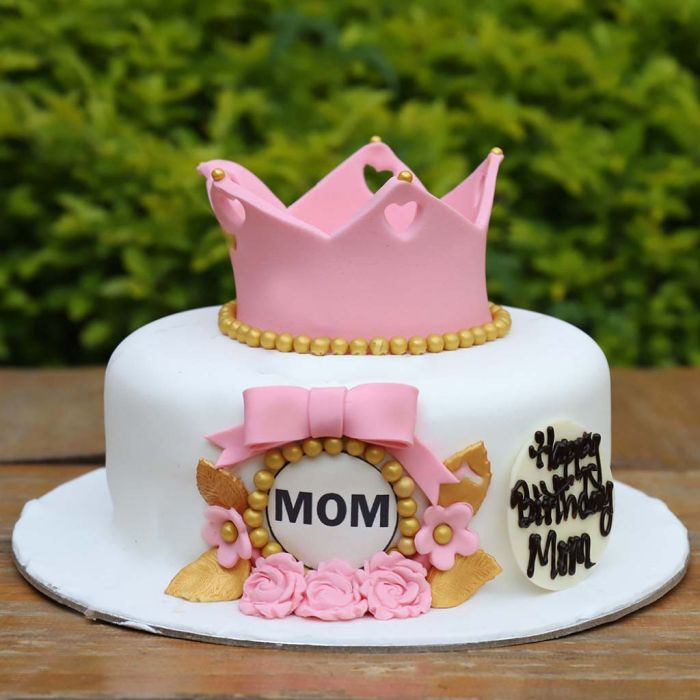 Mother's Day Vintage Themed Cake | Themed cakes, Mothers day cakes designs,  Mothers day cake